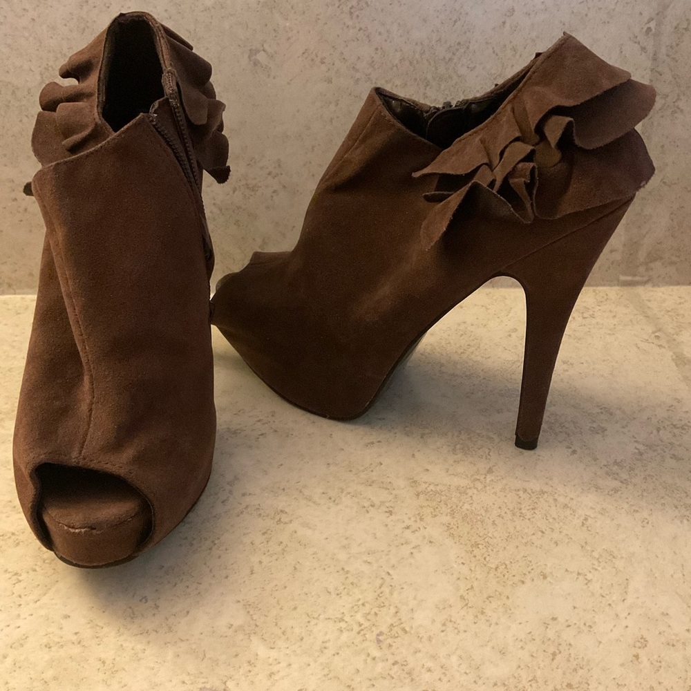 Brown Winter Heels